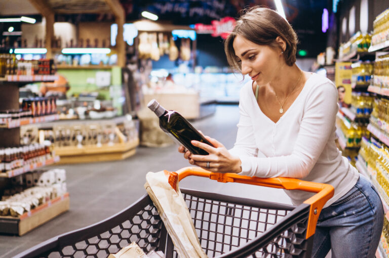 neuromarketing decisiones inconscientes comportamiento del consumidor sistema 1 limitaciones de las encuestas tradicionales investigación emocional del cliente metodologías predictivas de comportamiento real